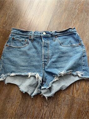 Levi's Distressed High-Waist Denim Shorts - Light Blue